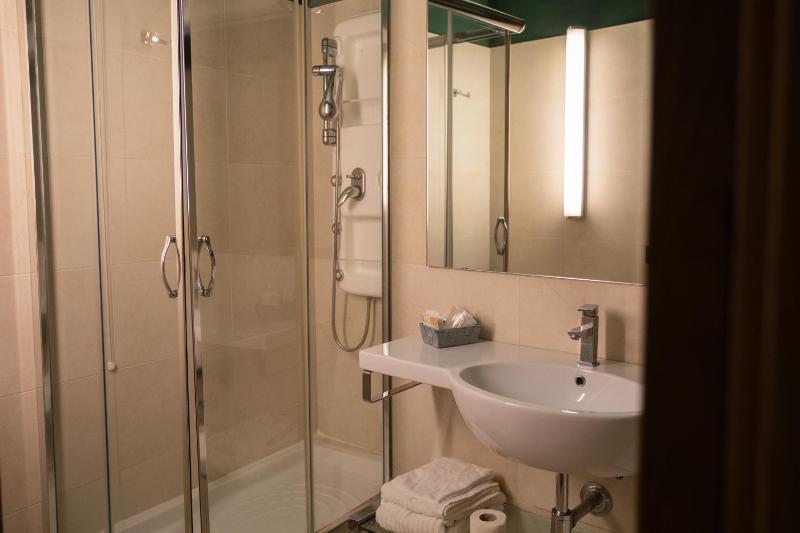 Suite image 2