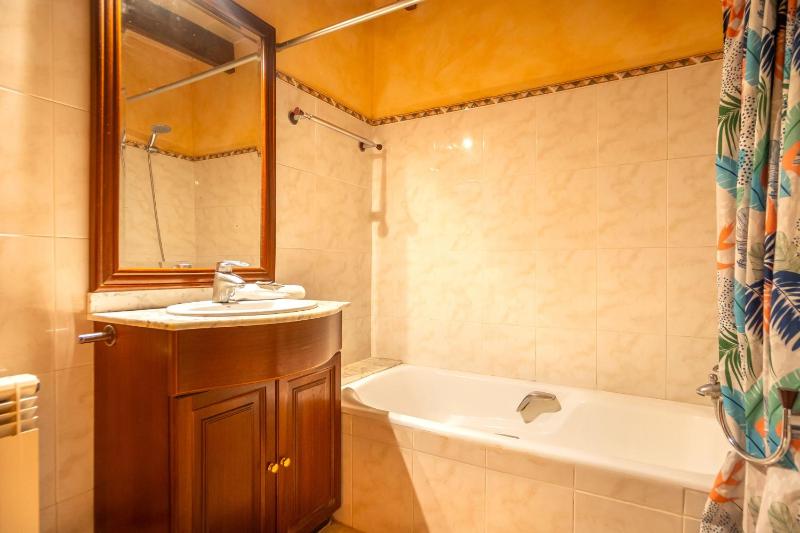 M405 S'hort by Mallorca Villa Selection - image 8