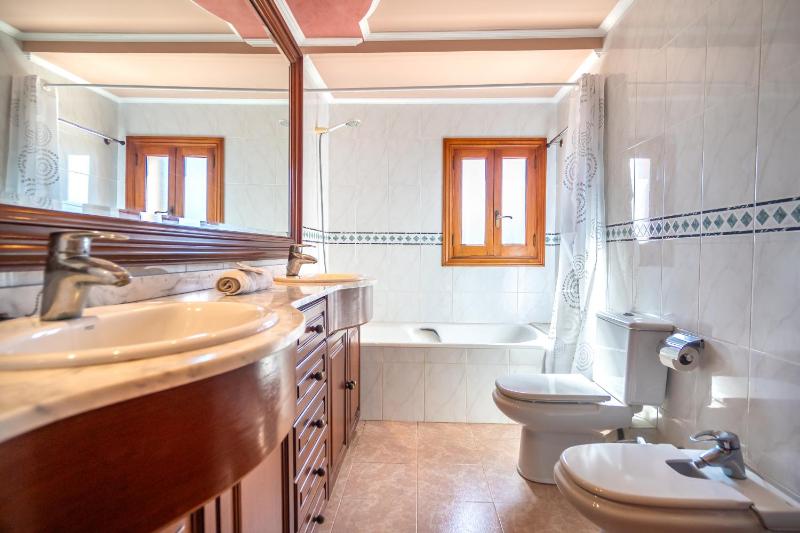 M405 S'hort by Mallorca Villa Selection - image 32