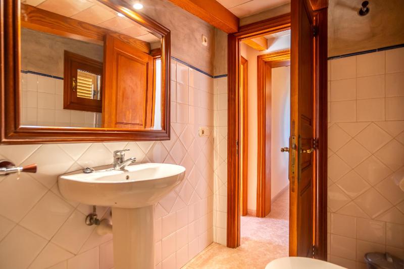 M405 S'hort by Mallorca Villa Selection - image 35