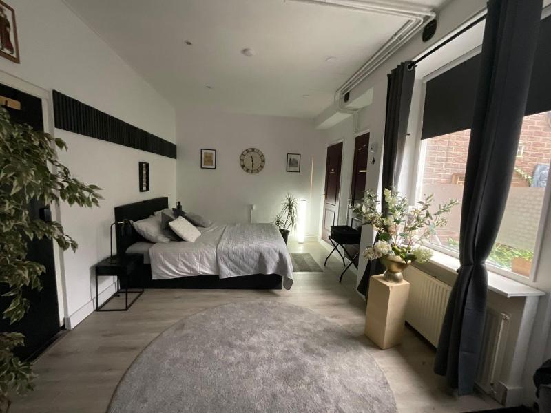 Deluxe Family Room image 1