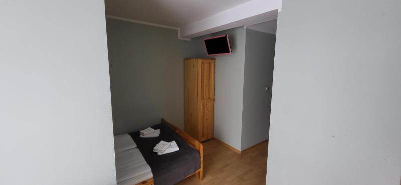 Standard Double Room image 3