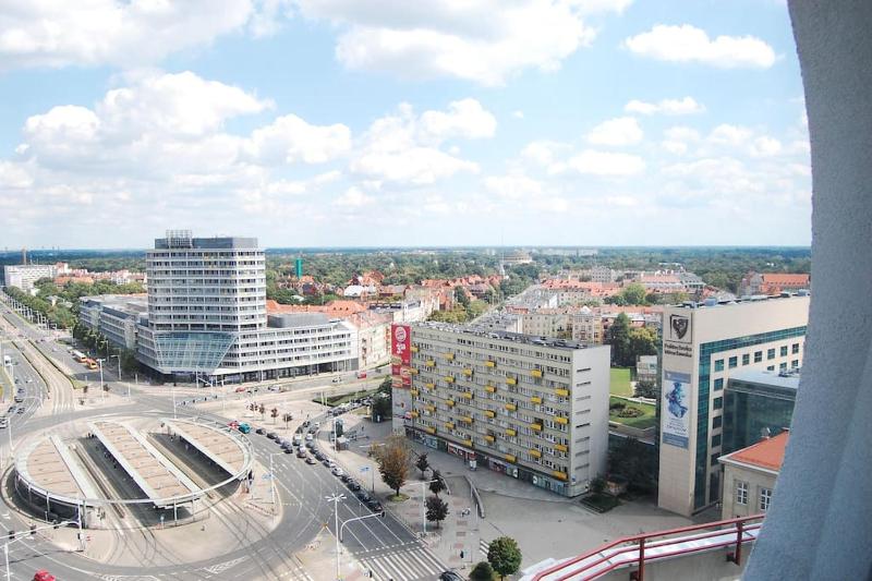 100m2 penthouse on top of the city 1000Mb/s airc. - image 25