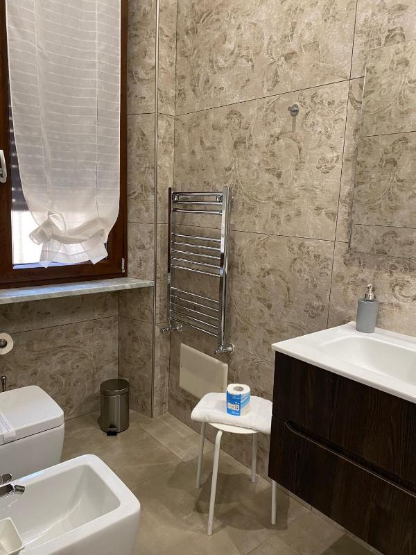 King Room with Balcony image 4