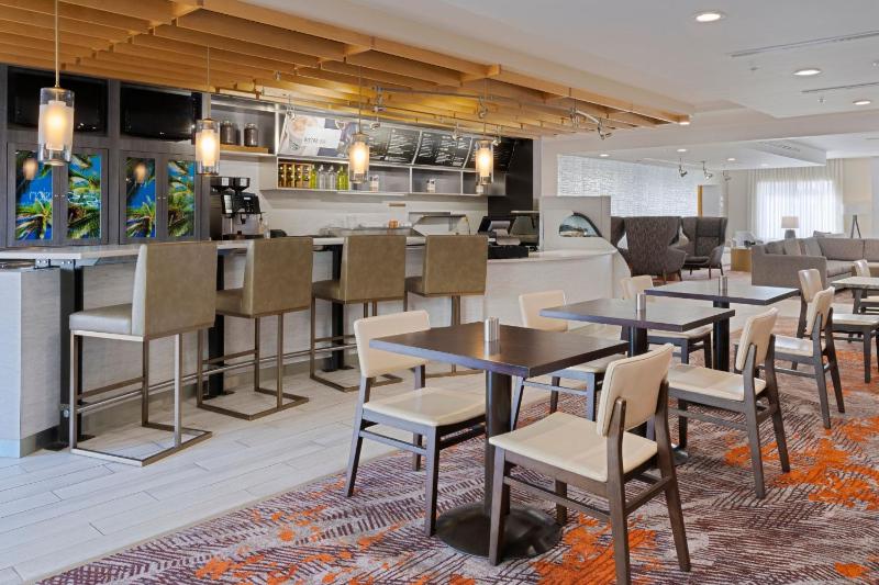 Courtyard by Marriott Sarasota at University Town Center - image 29