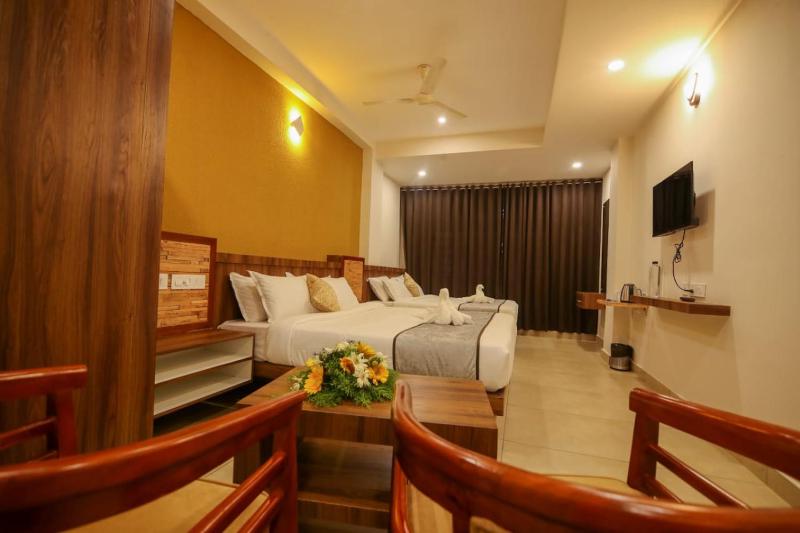 ARIAT AVENUE - image 9