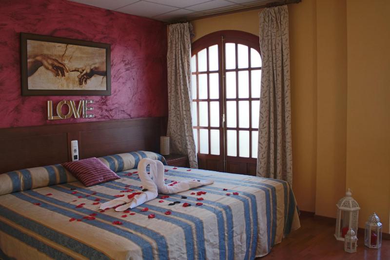 Superior Double  image 2