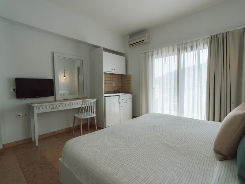 Simple Life Double Room image 4