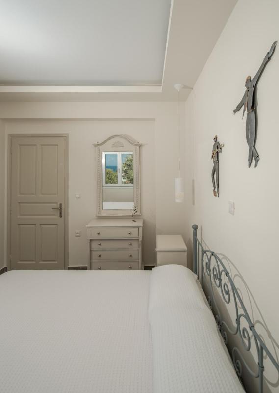 Superior Two-Bedroom Apartment image 4