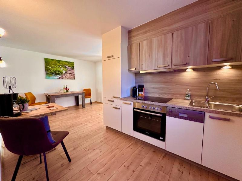 One-Bedroom Apartment image 3