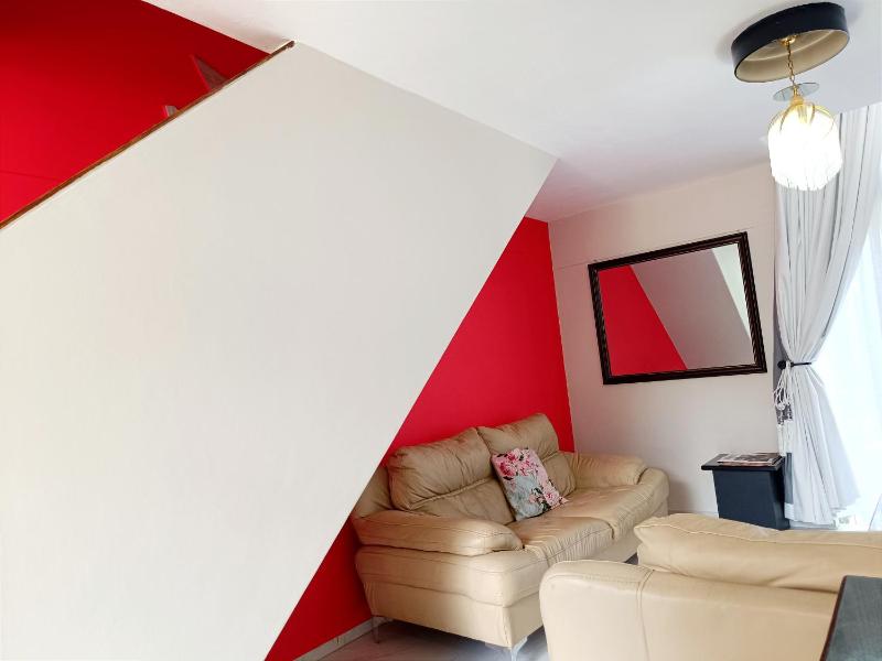 New 1 Bed Apartment 3mins walk to shops Extra King bed - image 6