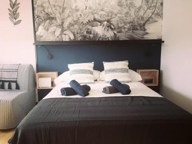 H2M Andres Perez Loft en casco historico - image 13