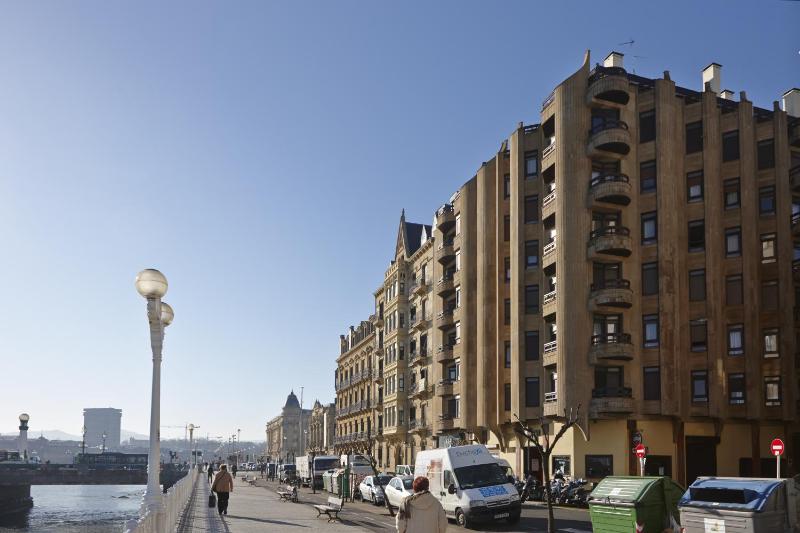 Soraluxe by FeelFree Rentals - image 7