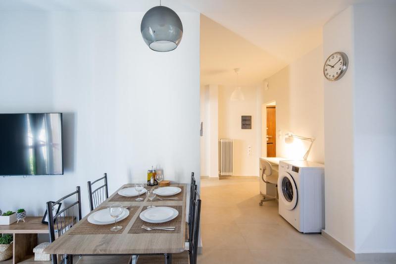 Theia 1-Bedroom Apartment in Athens - image 11