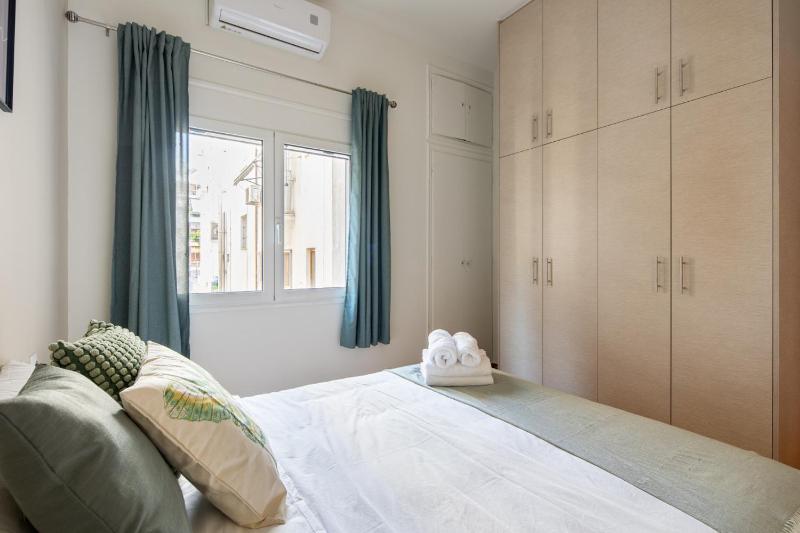 Theia 1-Bedroom Apartment in Athens - image 10