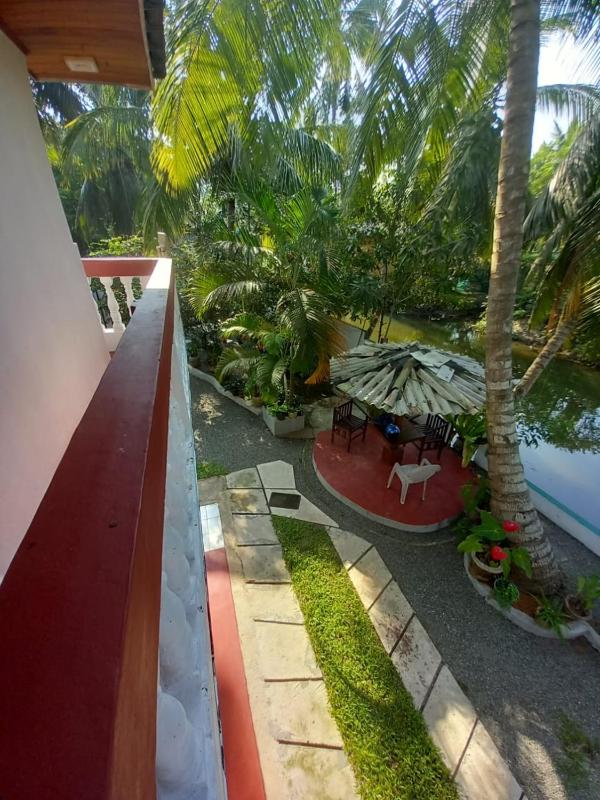 The River Villa - image 35