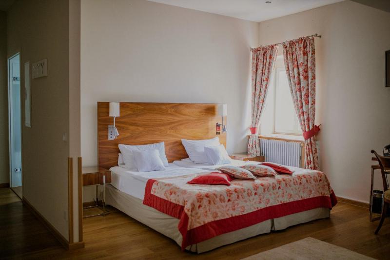 Superior Double or Twin Room image 1