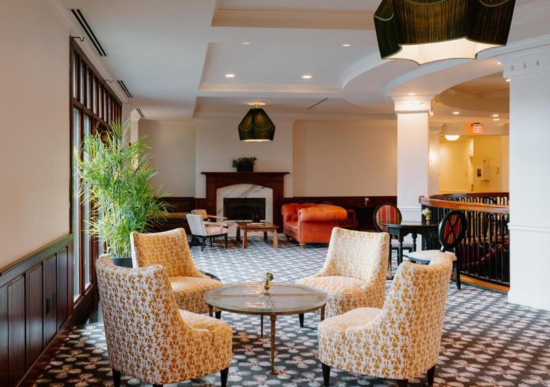 French Quarter Inn - image 14