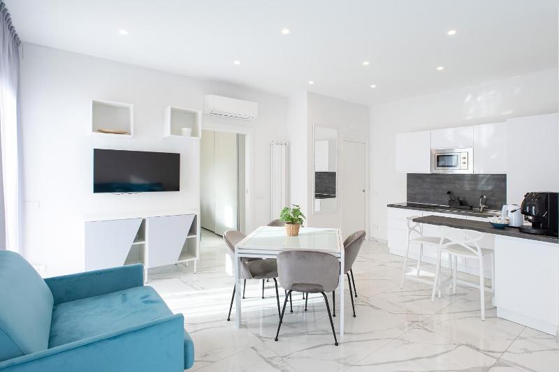 Tema Suites - Dimore Partenopee - image 4