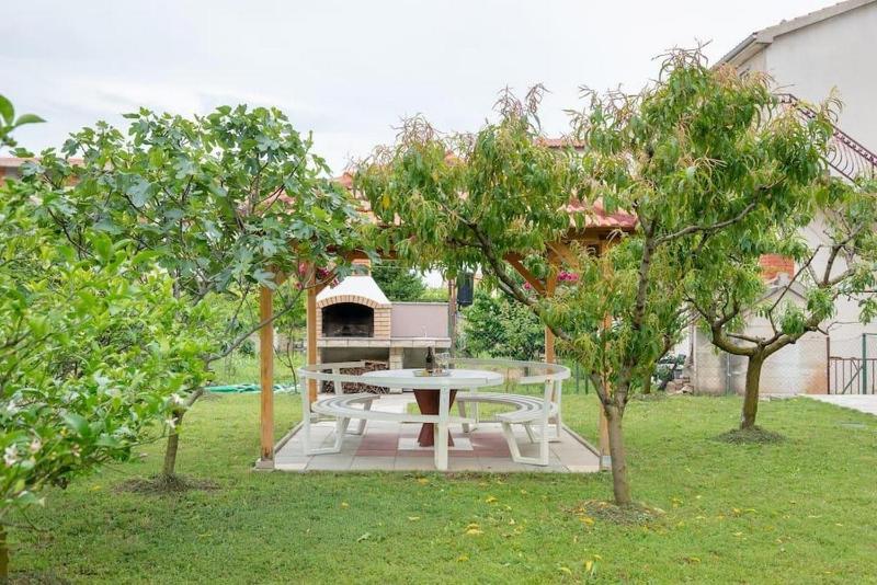 Holiday house with a parking space Podstrana Split - 6044 - image 5