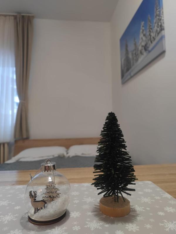 Quadruple Room with Mountain View image 4