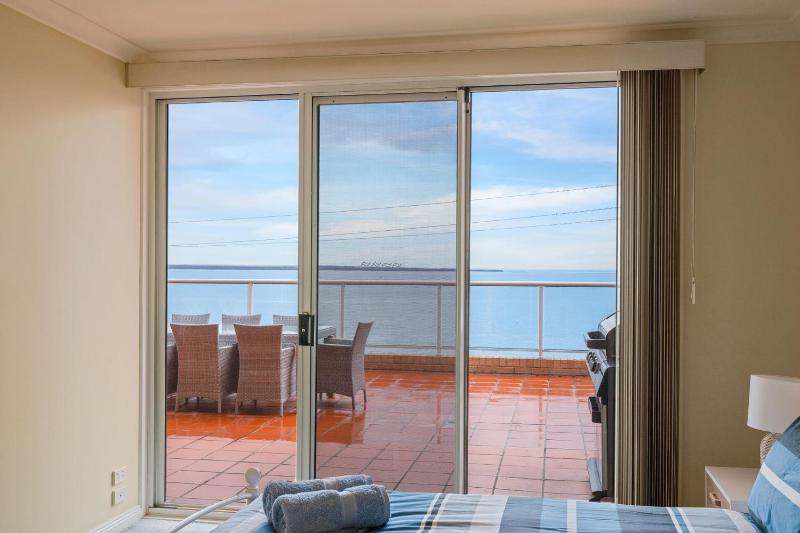 Beachfront Bliss - shared indoor pool & spa - image 10