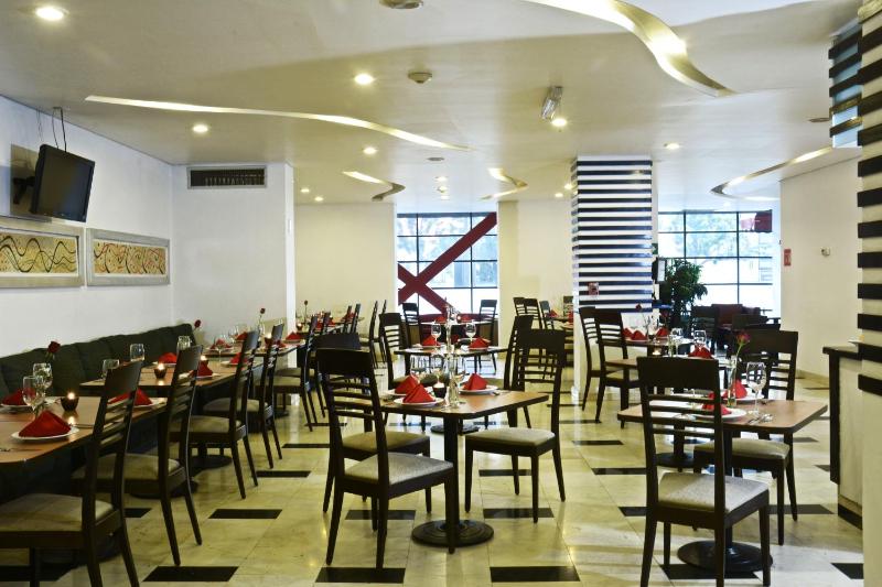 Hotel & Suites PF - image 9