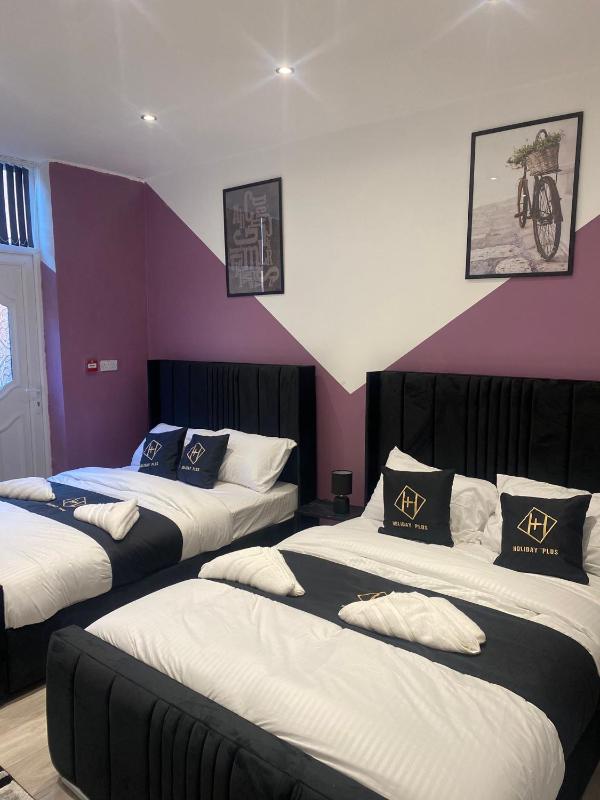 Holiday Plus - Palatine Road - image 36
