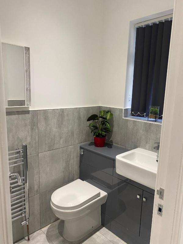 Holiday Plus - Palatine Road - image 33