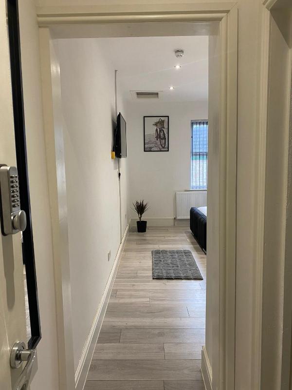 Holiday Plus - Palatine Road - image 29