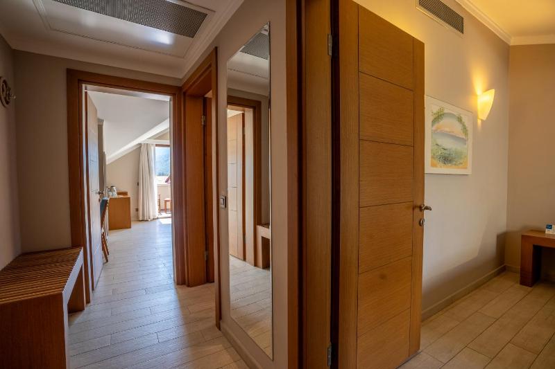 Suite image 2