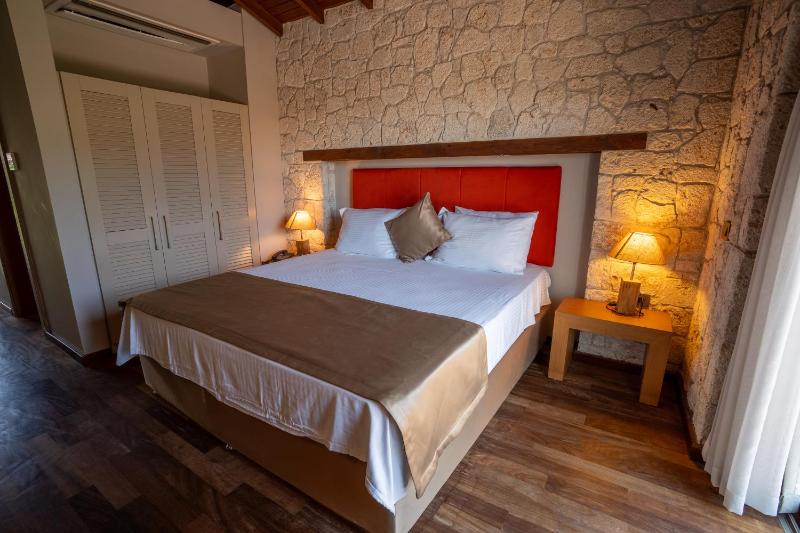 Stone Double Room image 3