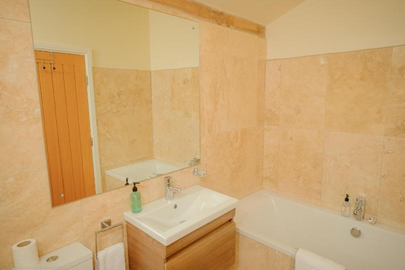 Executive King Room image 4