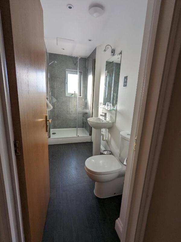 King Room image 4