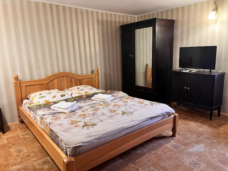 Standard Triple Room image 4