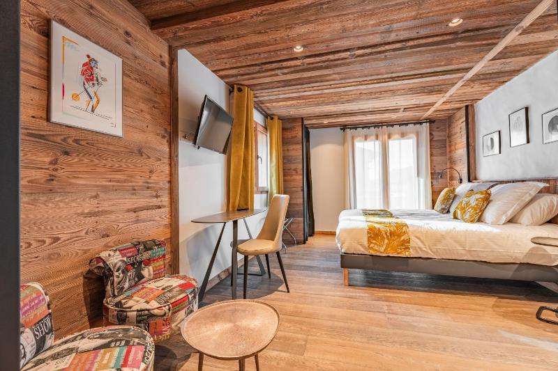 CHALET CHARMING BED and BREAKFAST - image 38