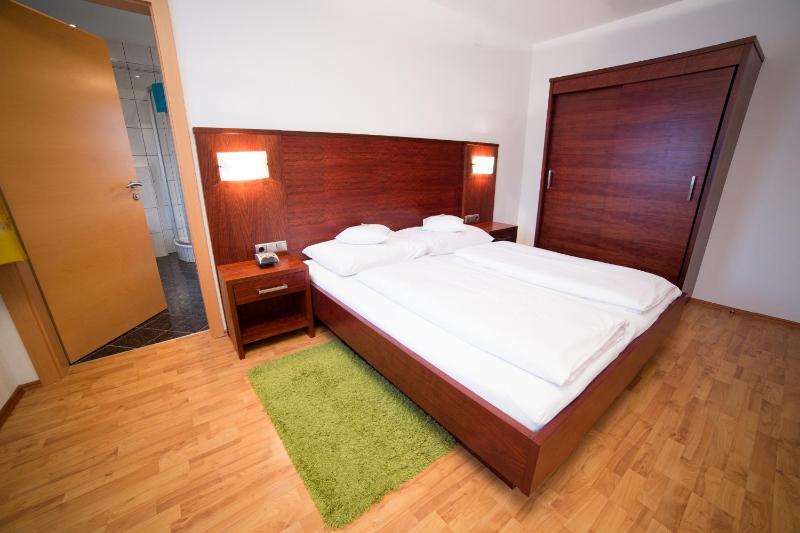 Apartment with Terrace image 3