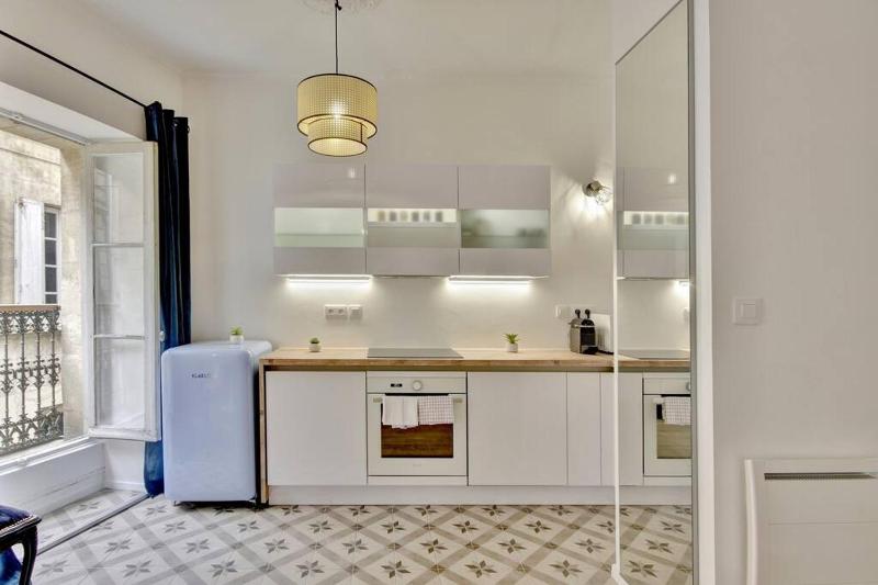 Le Chandelier - Magnifique T2 Quartier St Pierre - image 12