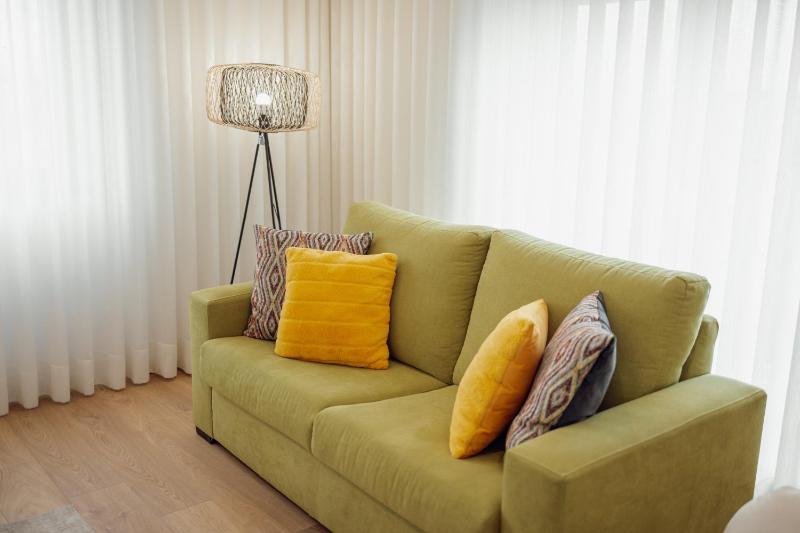City Center Grand Apartment With Seaview Terrace by Vacationy - image 40