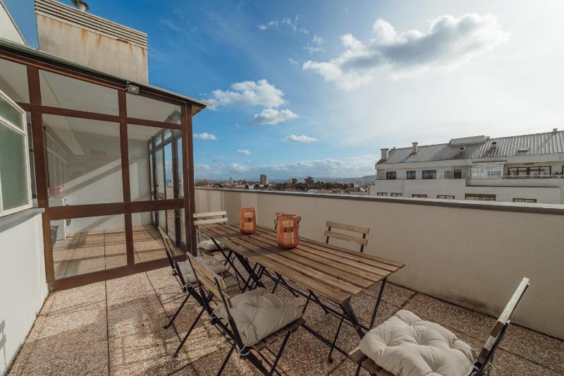 City Center Grand Apartment With Seaview Terrace by Vacationy - image 50
