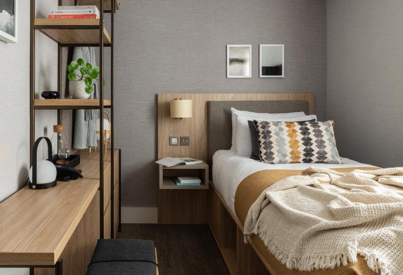 Sleeper Single  image 3