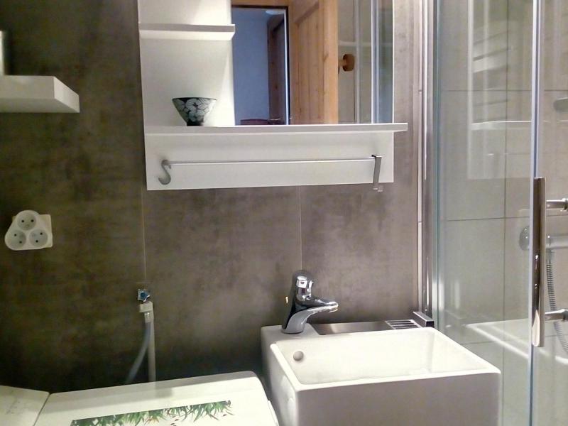 Studio rénové au pied des pistes avec Balcon et Wifi - FR-1-344-949 - image 6