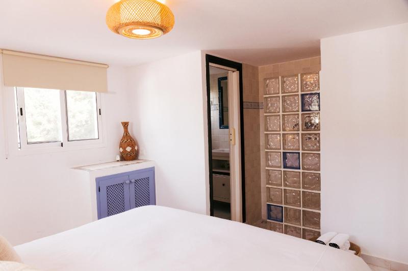 Apartment with Sea View image 3