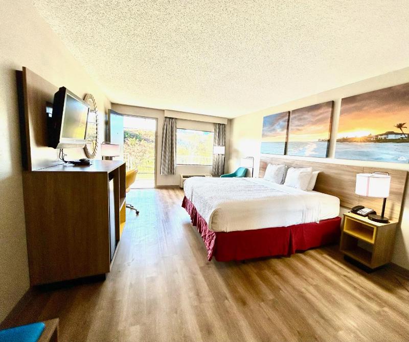 2 Queen Bed, First Floor, Non-Smoking image 2