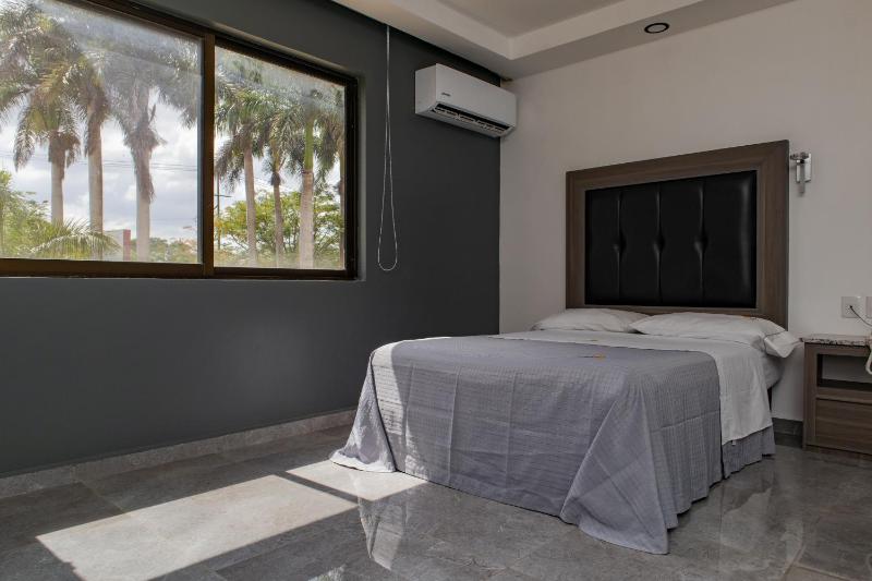 Hotel y Villas Costa del Sol - image 16