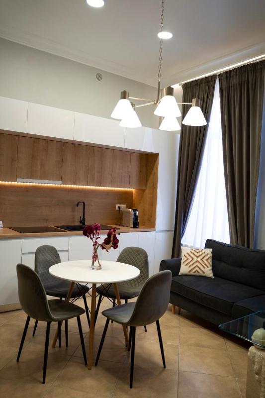 Central Suite Craiova - image 6