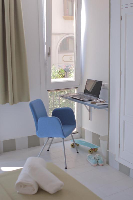 Hostal Gravina - image 40