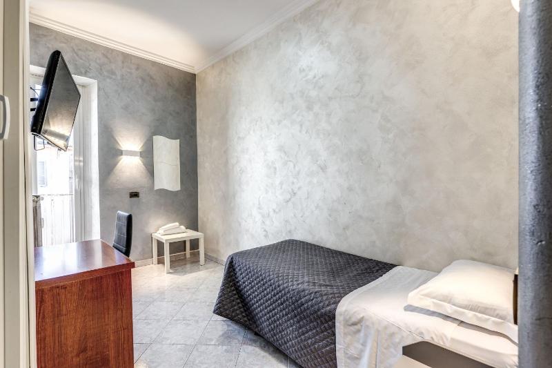 Single Room image 1