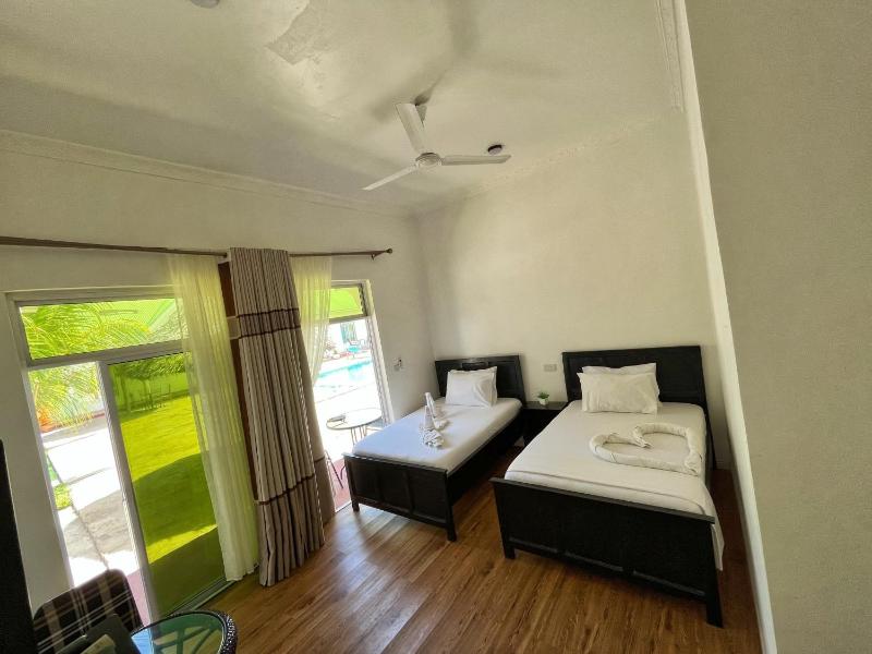 Sunrise Villas - image 7