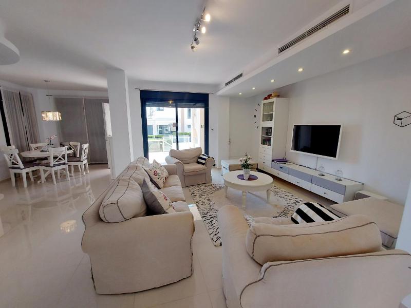 Zenia Beach 8 sleeps - Private pool - image 15